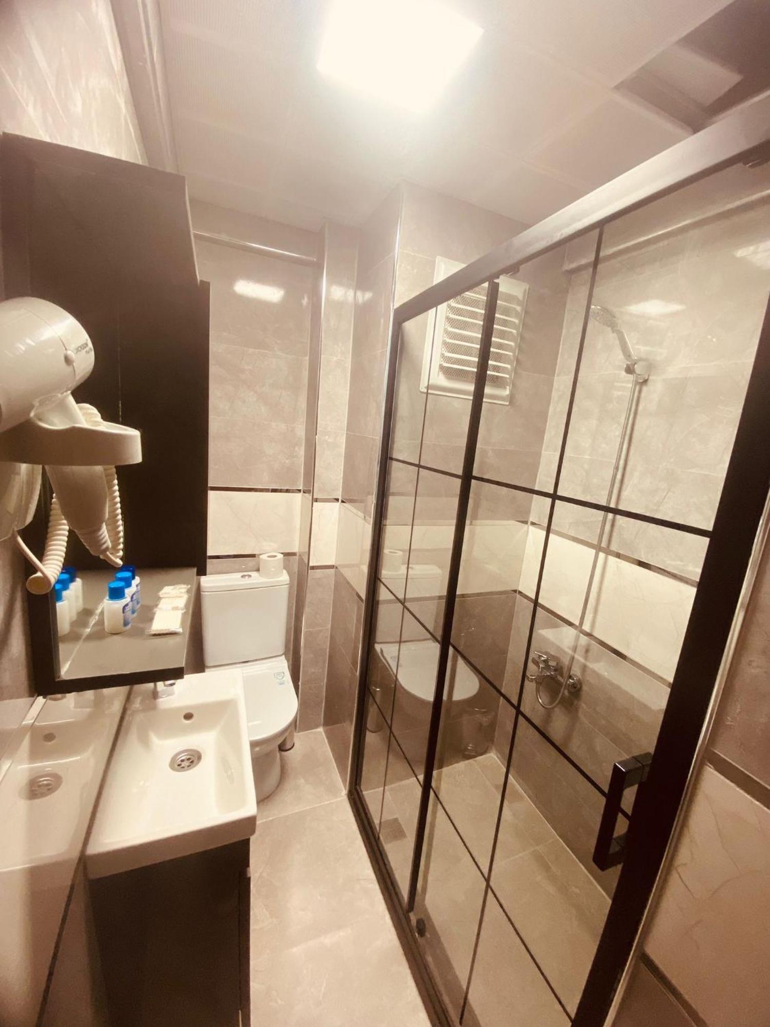 Malkoc Hotel イスタンブール エクステリア 写真